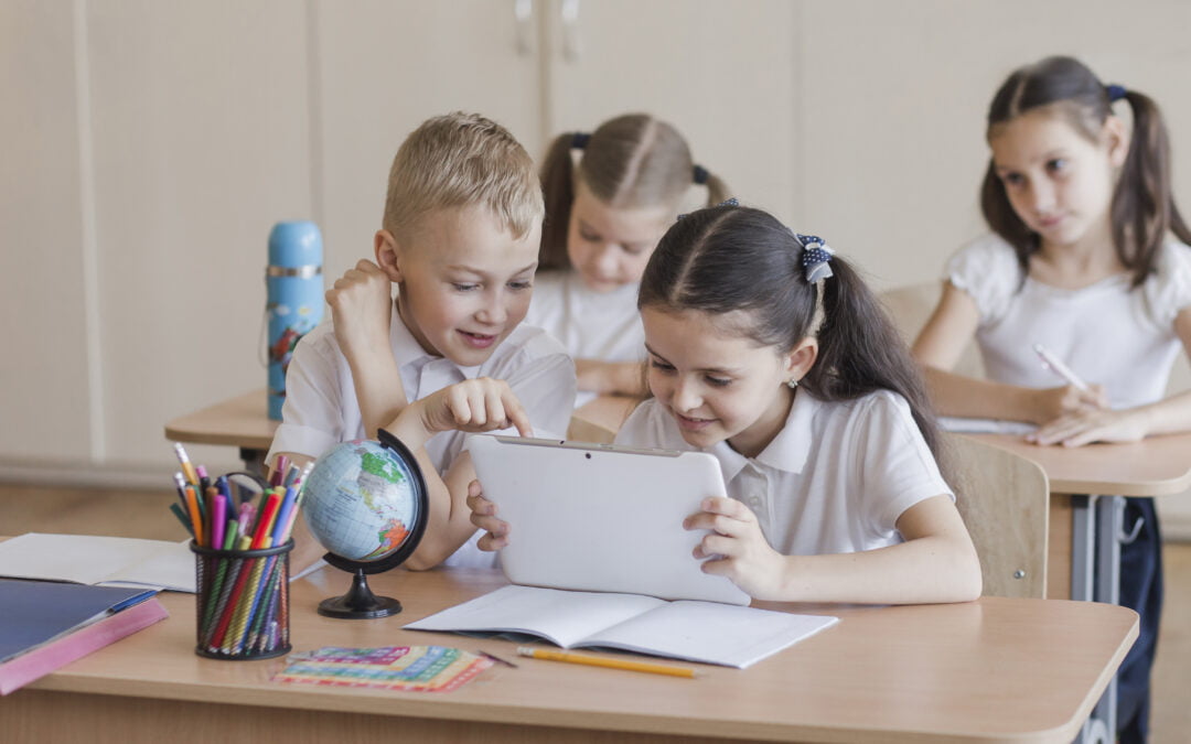 5 REASONS EVERY SCHOOL SHOULD CONSIDER MOVING TO THE CLOUD